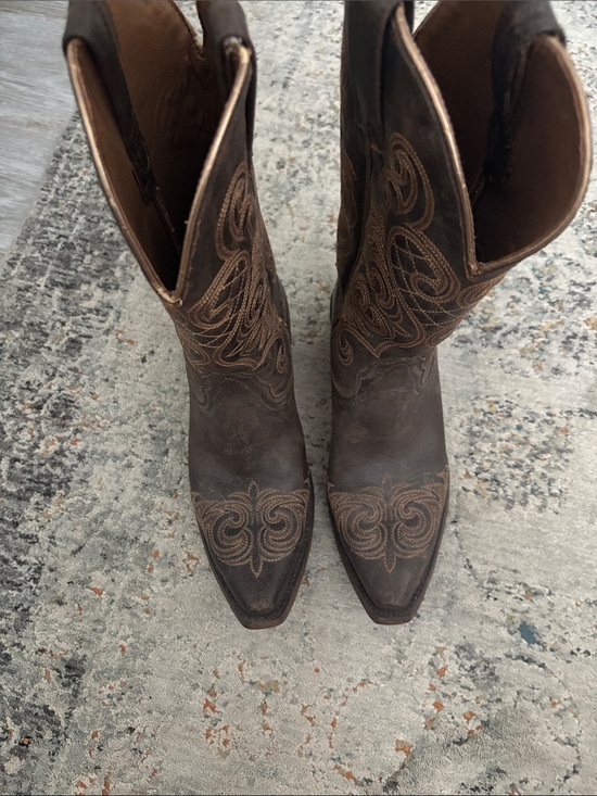 Ariat Shoes - Ariat Dark Brown Embroidered Western Heeled Boots